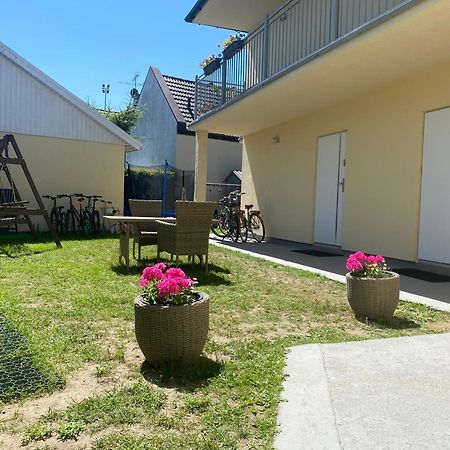 Bursztyn 2 Appartement Rewal Buitenkant foto