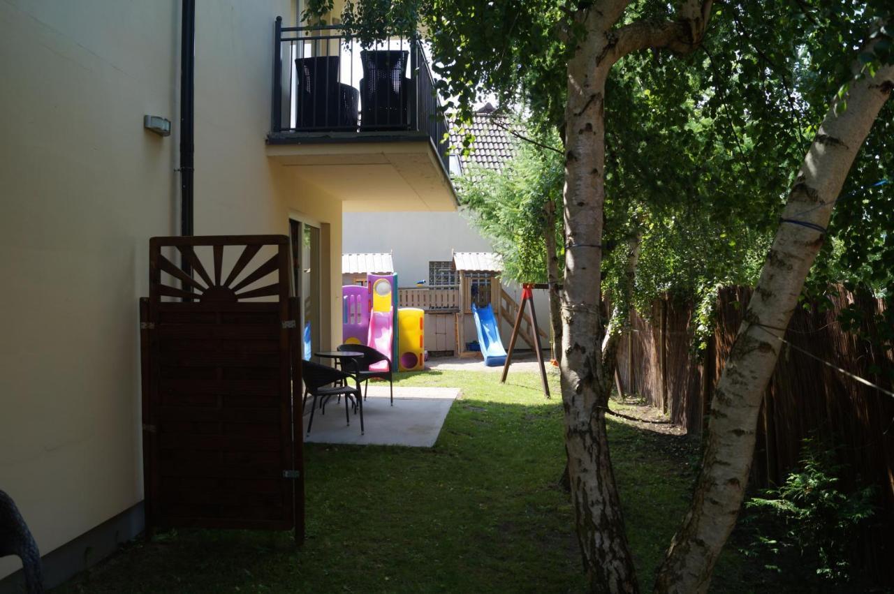 Bursztyn 2 Appartement Rewal Buitenkant foto