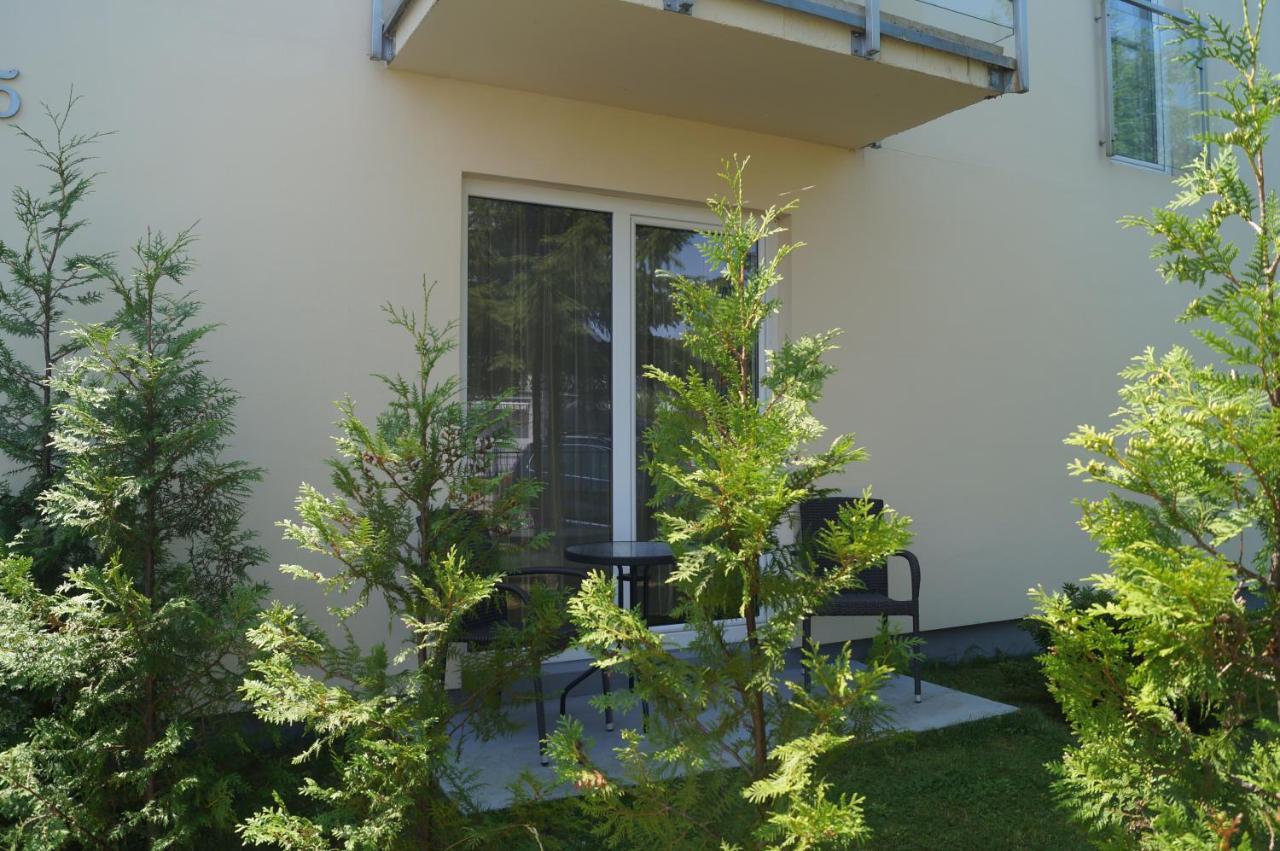 Bursztyn 2 Appartement Rewal Buitenkant foto