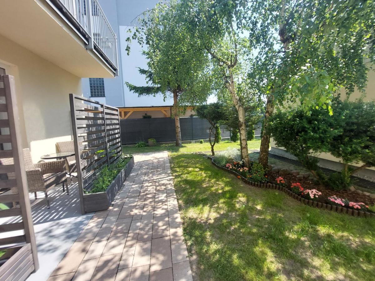 Bursztyn 2 Appartement Rewal Buitenkant foto