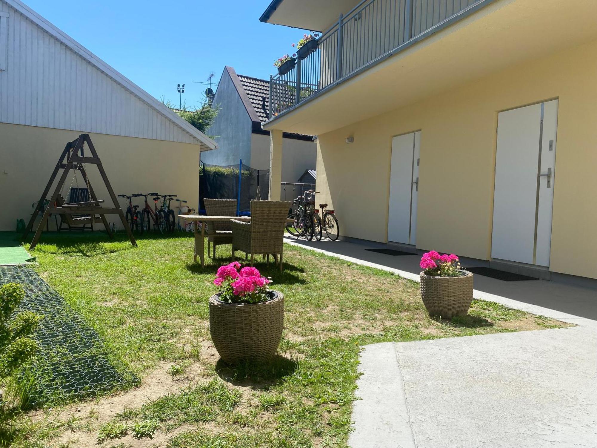 Bursztyn 2 Appartement Rewal Buitenkant foto