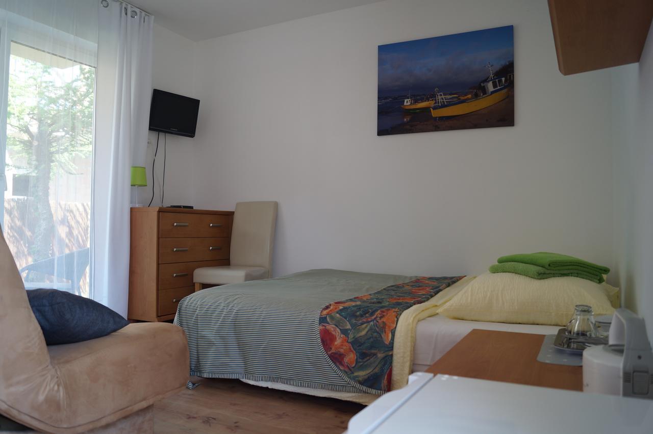 Bursztyn 2 Appartement Rewal Buitenkant foto