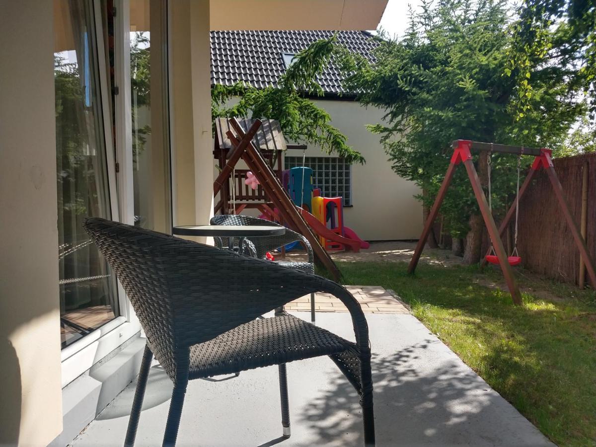 Bursztyn 2 Appartement Rewal Buitenkant foto